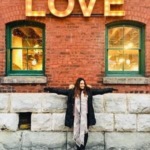 Meet your Posher, Kashmira